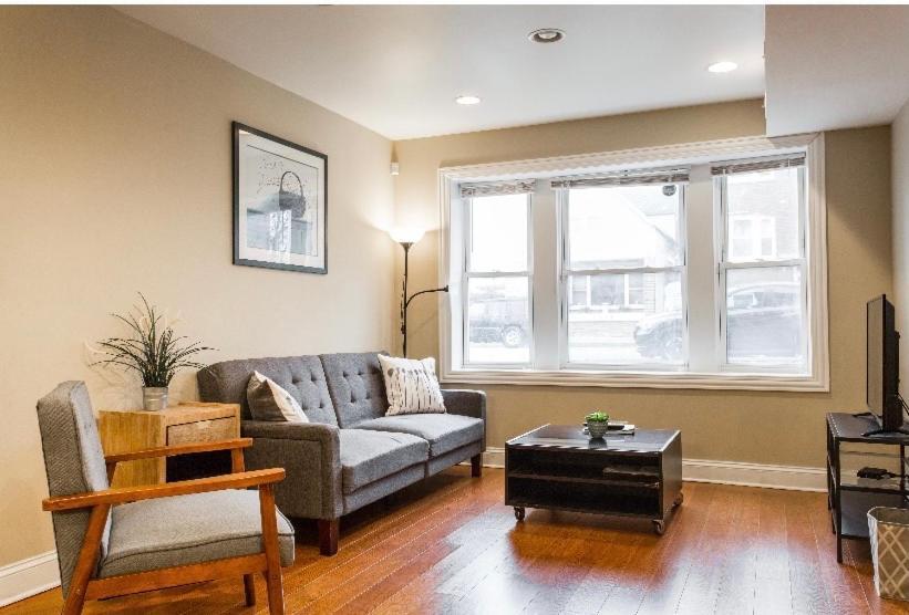 Entire Modern 2 Bedroom Apartment Chicago Ngoại thất bức ảnh